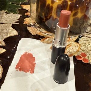 MAC 606 Kinda Sexy matte  Lipstick discontinued